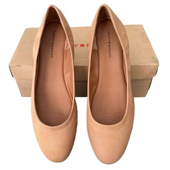 Lucky Brand Tan Flats with Classic Design Wimmie Light Brown Ballet Flats - Picture 4 of 16